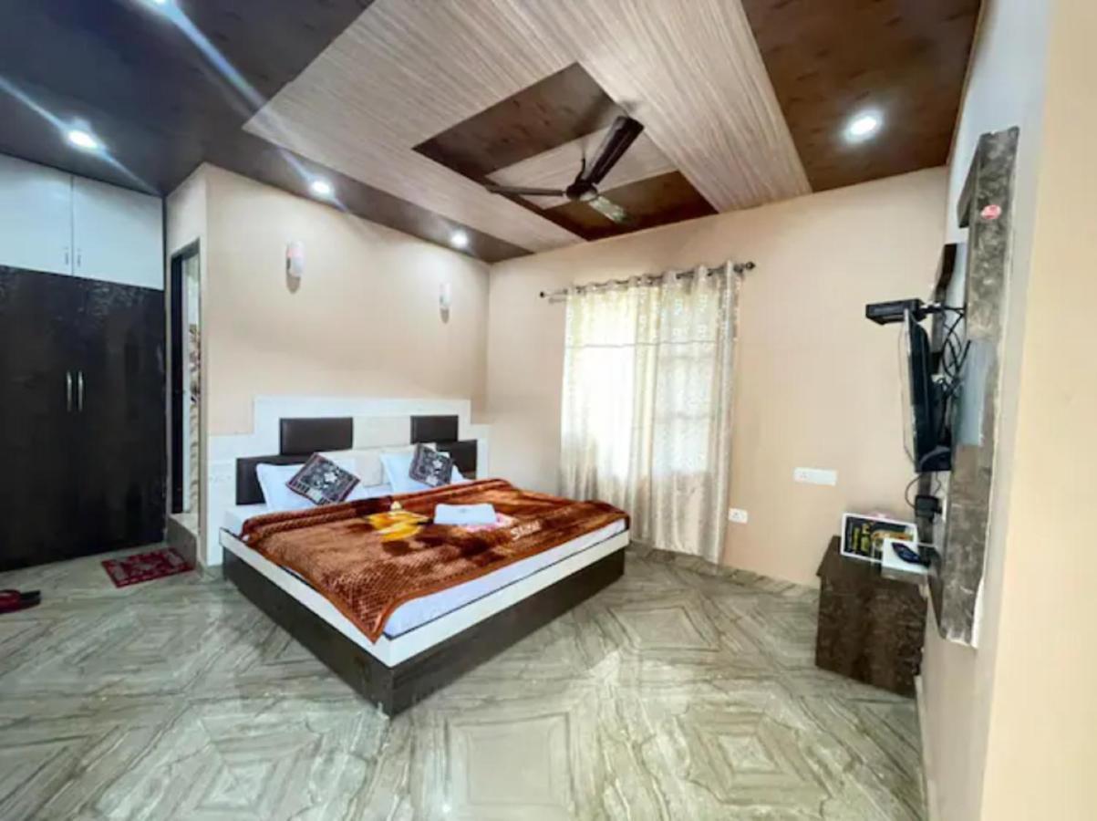 Oak Wood Homestay Banikhet Dalhousie Ngoại thất bức ảnh