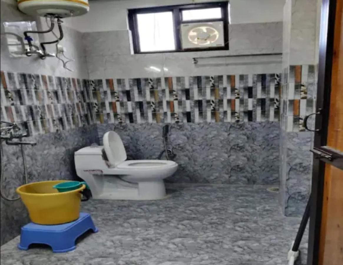 Oak Wood Homestay Banikhet Dalhousie Ngoại thất bức ảnh
