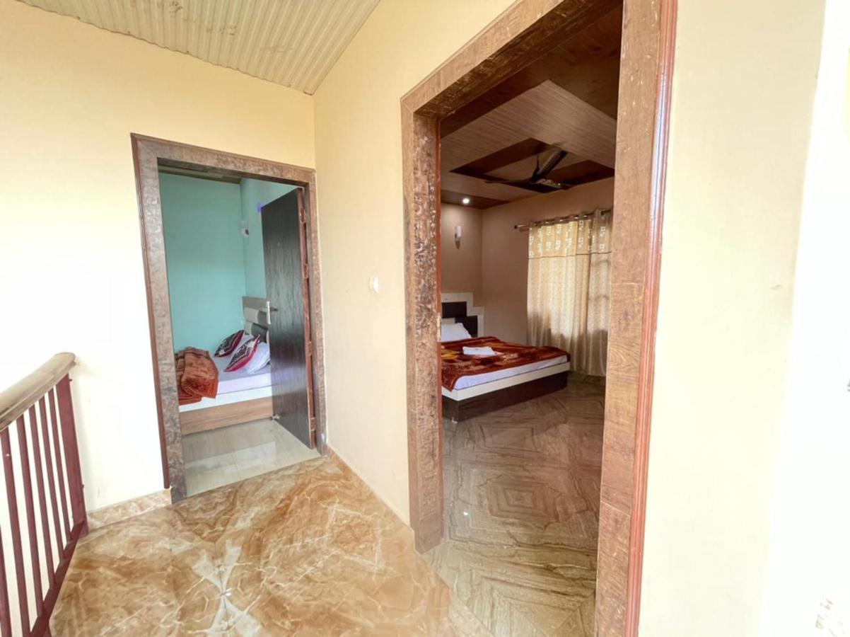 Oak Wood Homestay Banikhet Dalhousie Ngoại thất bức ảnh